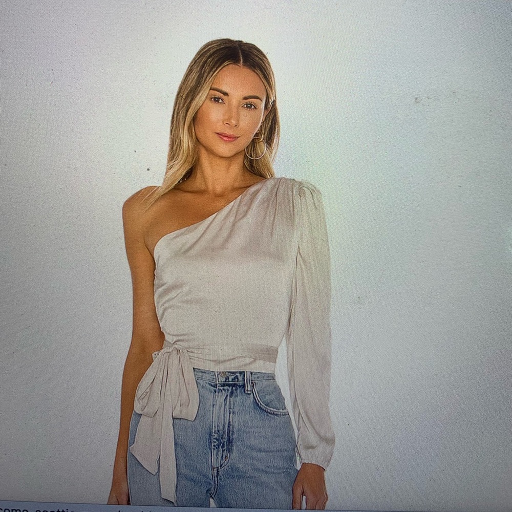 MORE TO COME - Scottie one shoulder top